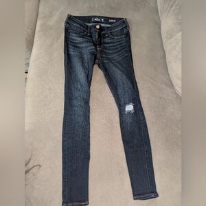 Hollister Low Rise Jean Legging Size 1 Short